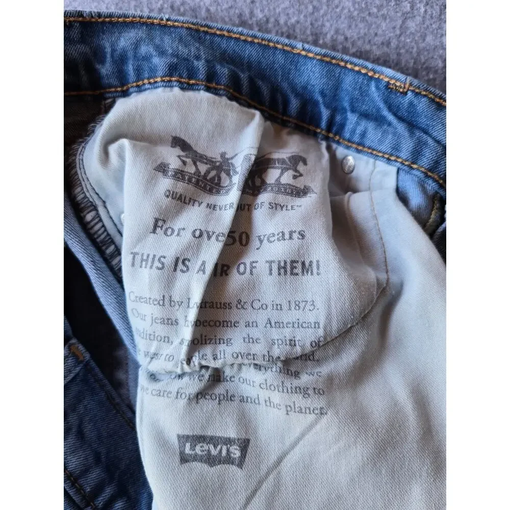 Levi's 550 Jeans Men's Classic Relaxed Fit Straight Cut Medium Wash 34x28.5